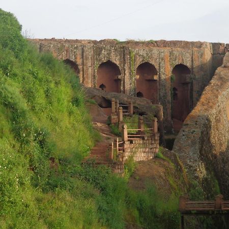 Zan-Seyoum Hotel - اليبيلا المظهر الخارجي الصورة