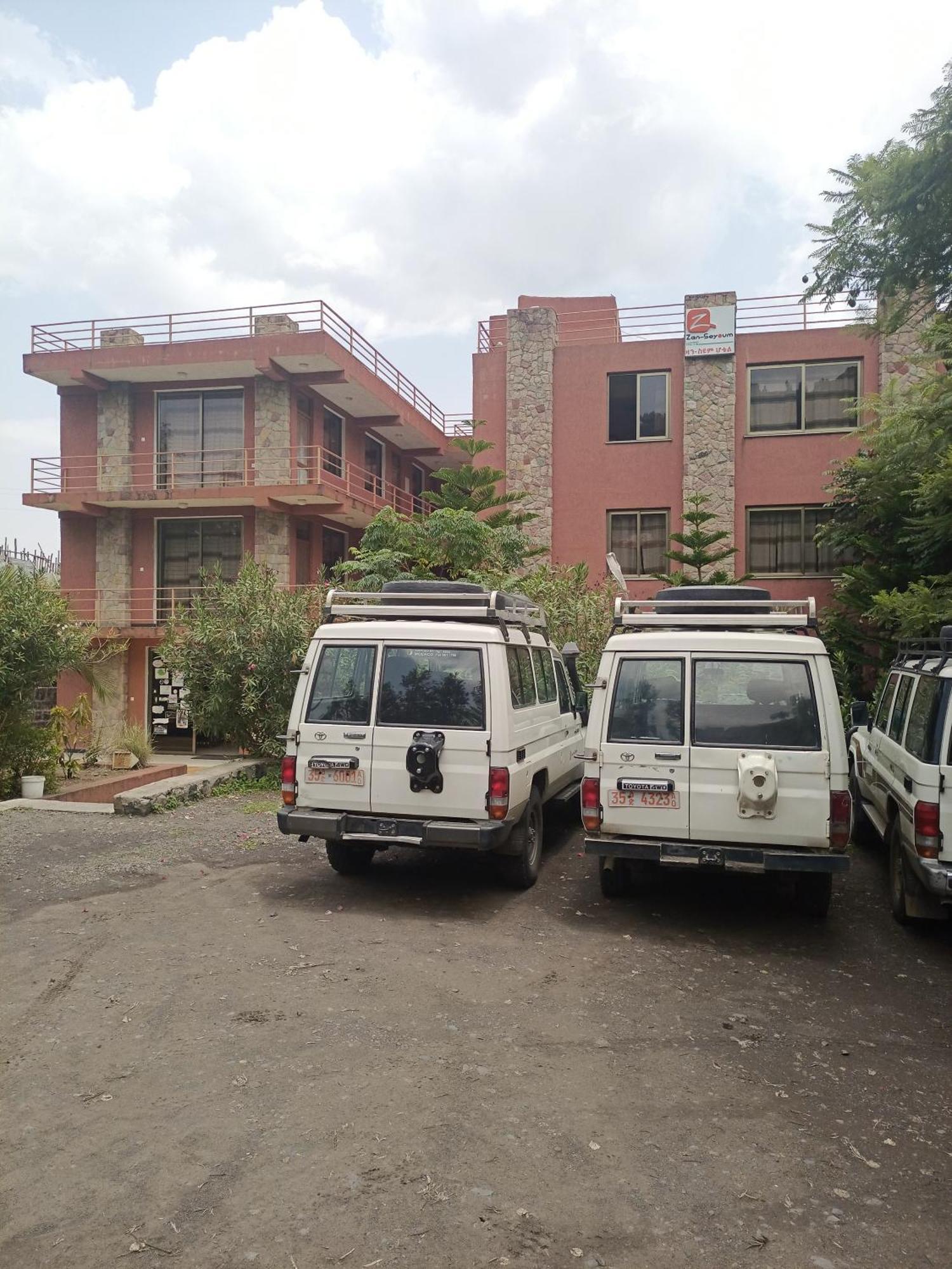 Zan-Seyoum Hotel - اليبيلا المظهر الخارجي الصورة
